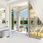 וילה Eden Park Luxury סאני ביץ'