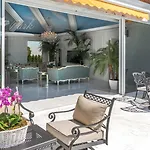 וילה Eden Park Luxury *