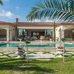 וילה Eden Park Luxury
