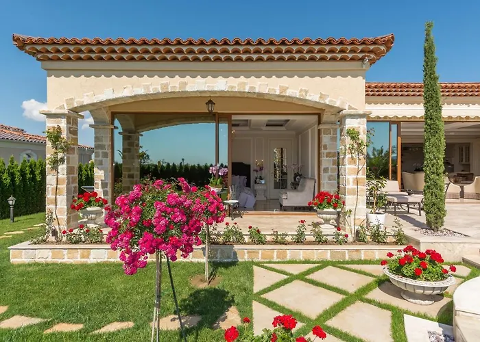 Eden Park Luxury 别墅 *