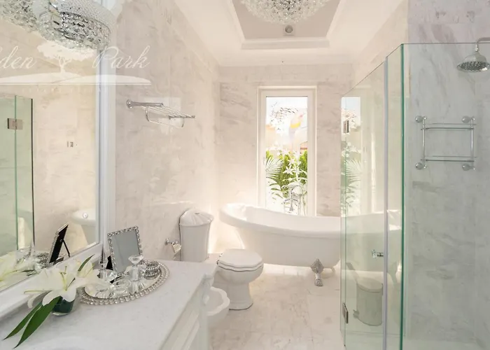 Eden Park Luxury 别墅 *