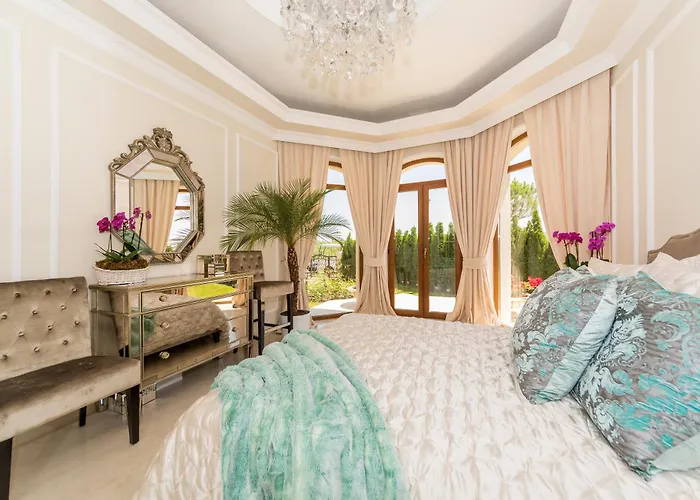 Eden Park Luxury 别墅