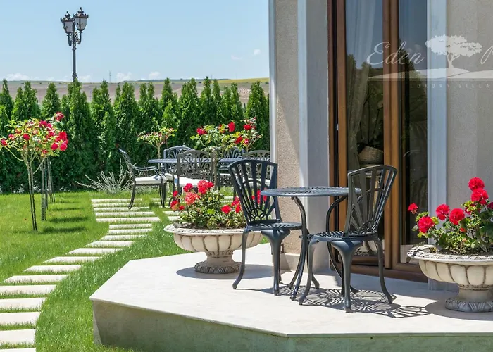 Eden Park Luxury 阳光海滩