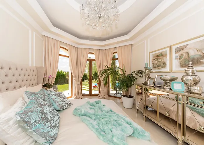 Eden Park Luxury 别墅 阳光海滩