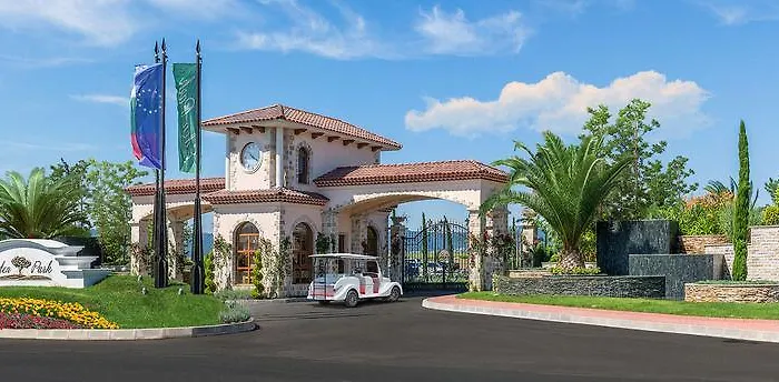 别墅 Eden Park Luxury 阳光海滩