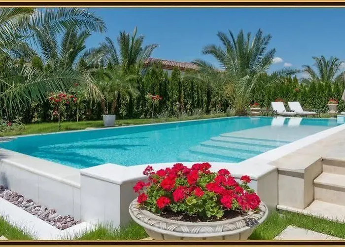 Eden Park Luxury 别墅 *