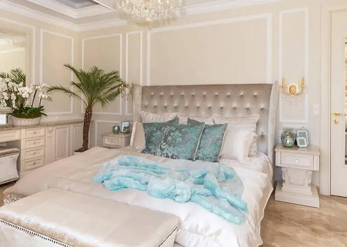 Eden Park Luxury 别墅 阳光海滩