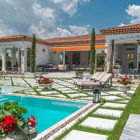 Луксозна вила Eden Park Luxury Слънчев бряг