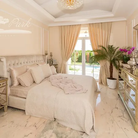 Луксозна вила Eden Park Luxury *