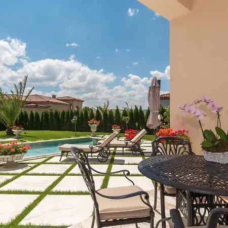 Eden Park Luxury Слънчев бряг