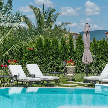 Eden Park Luxury Луксозна вила *