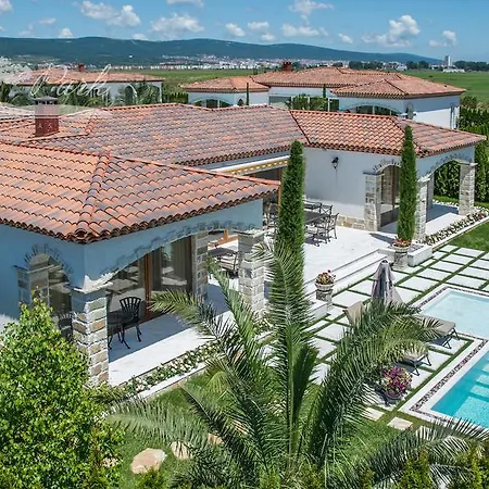 Луксозна вила Eden Park Luxury Слънчев бряг