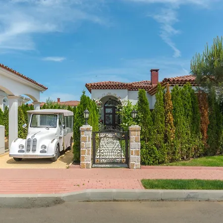 Луксозна вила Eden Park Luxury Слънчев бряг